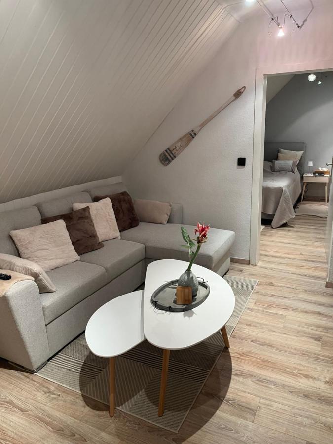 Sandys-Beachhouse Em 2024 Stadion -16 Fahrminuten Ferienwohnung Abtei Brauweiler Business Kueche Klima Parken Relax Travel Work Koeln Naehe Pulheim Zewnętrze zdjęcie